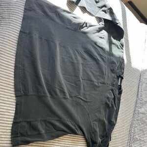 Joah Brown Dark Gray Long Sleeve Shirt size xs/s